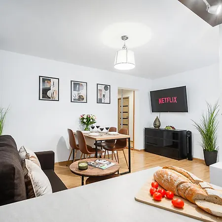Lumina Apartment Opposite The Palace Of Culture And Science Warsaw Exterior photo