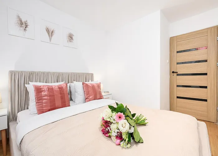 Lumina Apartment Opposite The Palace Of Culture And Science